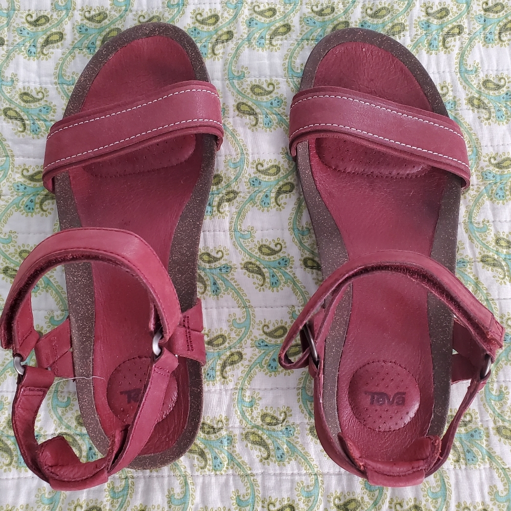 Deep red Teva sandals sz 8.5
